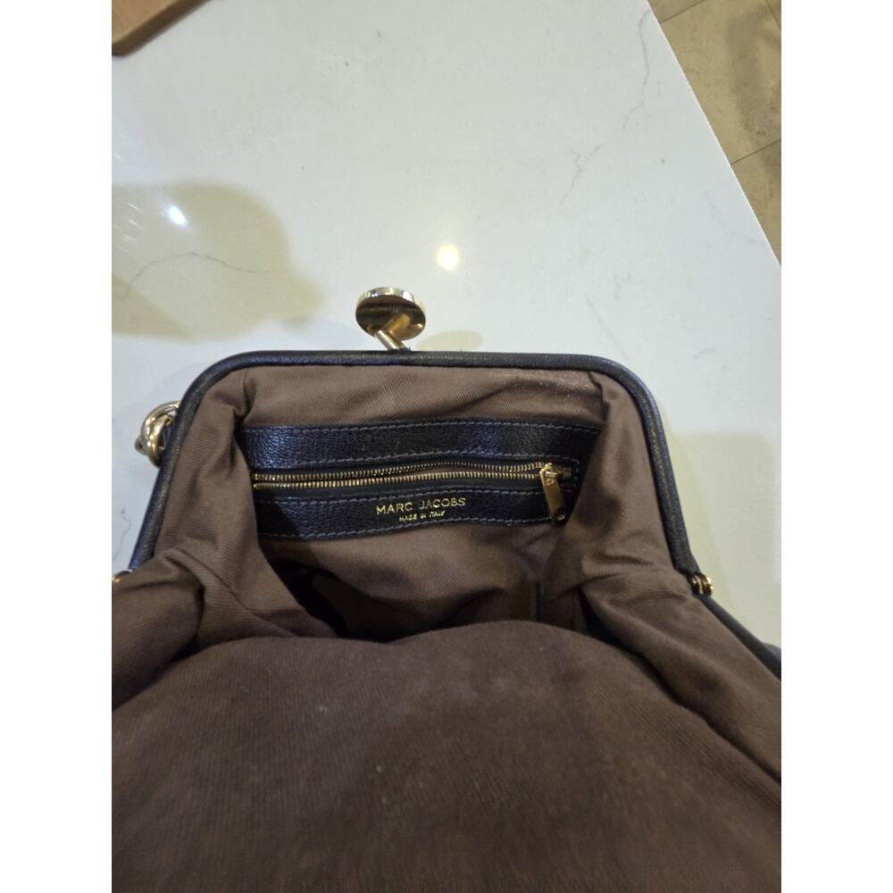 Marc Jacobs Black Quilted Kiss Lock Shoulder Bag Gold Chain Strap - Picture 13 of 14